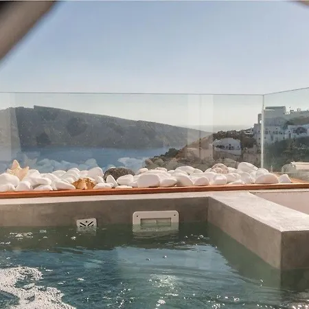 Breathtaking Santorini Broccos 1 Bedroom Min, Children Age 12 Years Private Furnished Balcony With Hot Tub Overlooking The Sea , Villa *