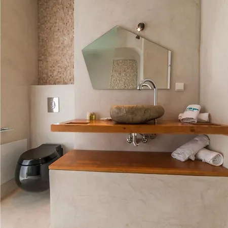 Breathtaking Santorini Broccos 1 Bedroom Min, Children Age 12 Years Private Furnished Balcony With Hot Tub Overlooking The Sea , *