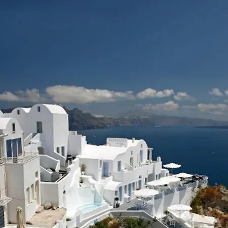 Breathtaking Santorini Broccos 1 Bedroom Min, Children Age 12 Years Private Furnished Balcony With Hot Tub Overlooking The Sea ,